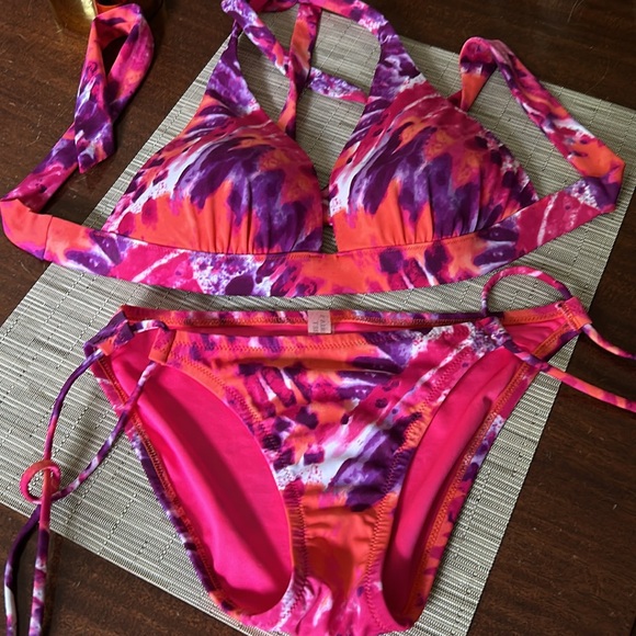 VICTORIAS SECRET 2 Piece Tie Dye Swimsuit Large-Small - Picture 2 of 13